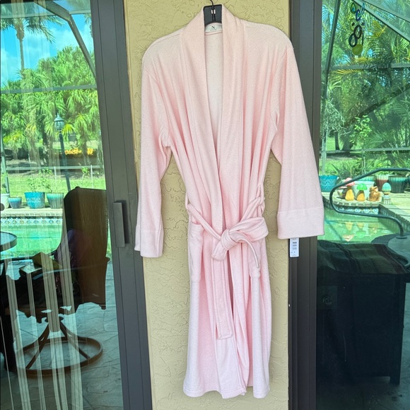 Natori Other - Natori Soft Pink Women's Robe